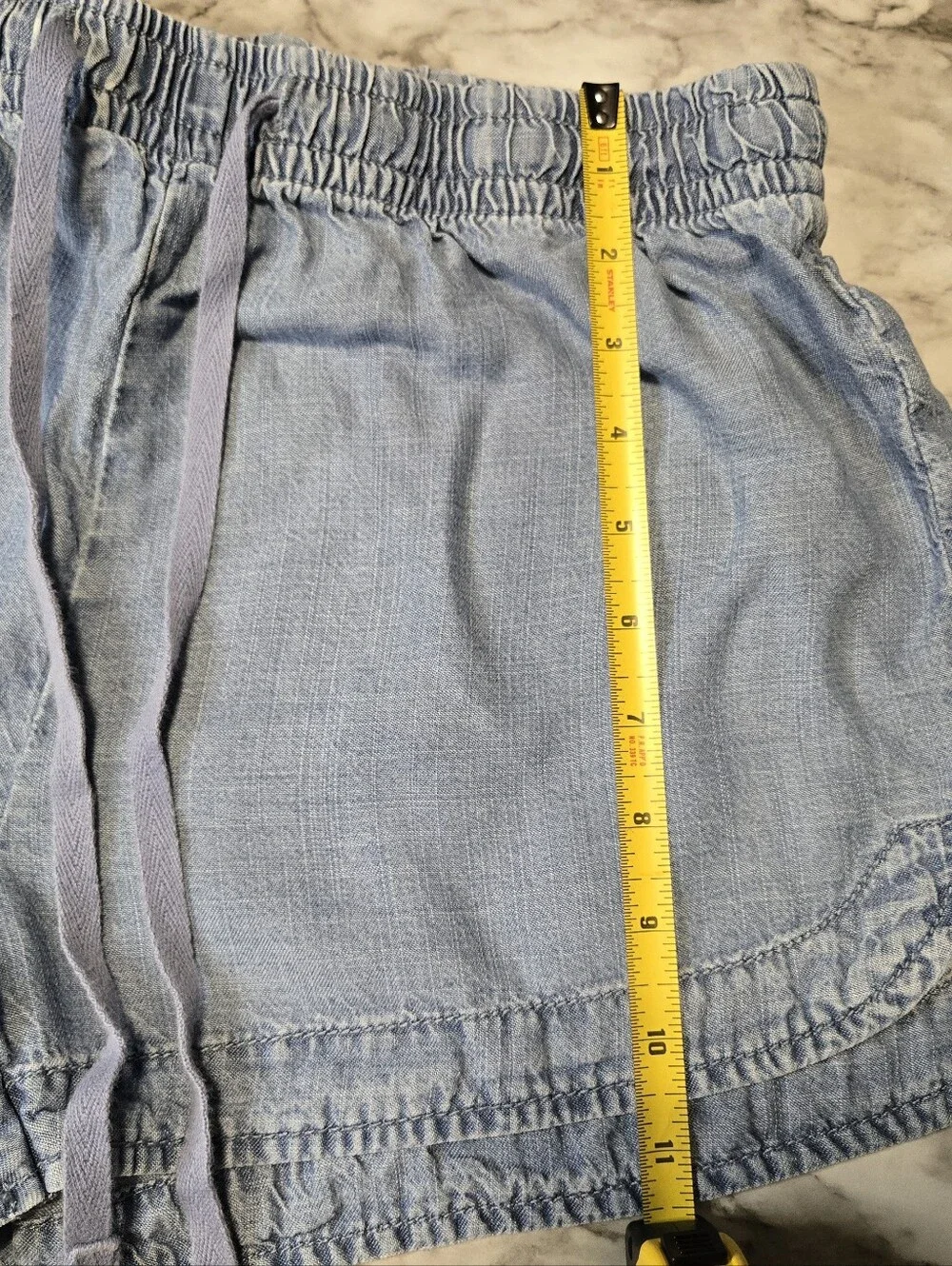 American Eagle Outfitters casual athletic